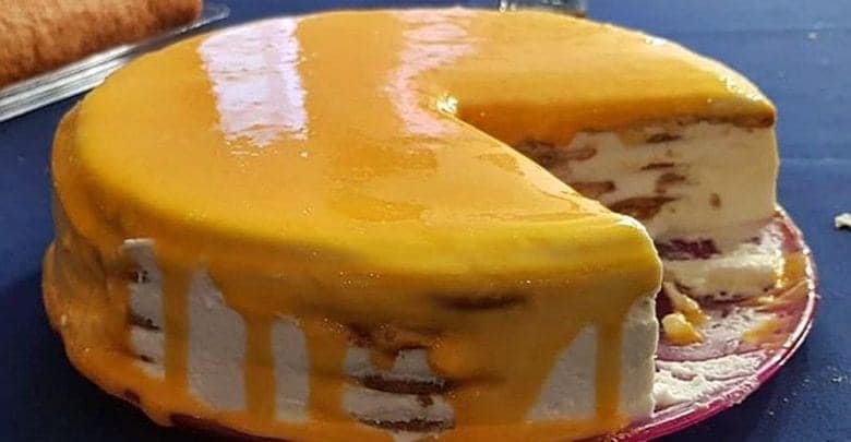 Bolo de bolacha com creme de ovos