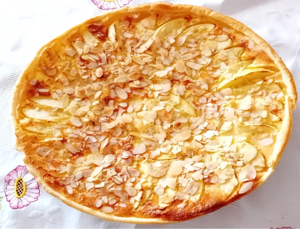 Tarte de Maça com Amêndoa Laminada