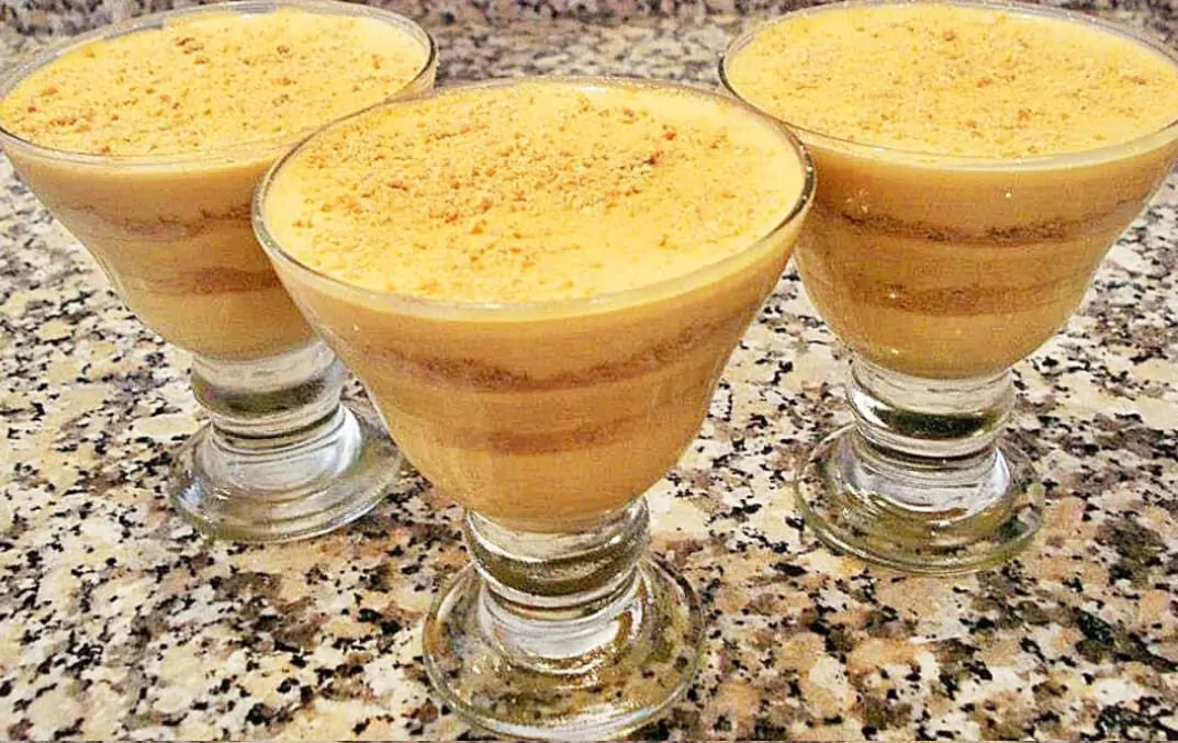 Doce delícia de bolacha Maria (faz-se num instante e fica tão bom mas tão bom)