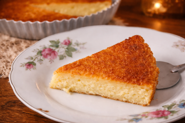 Bolo de Côco Cremoso com Leite Condensado